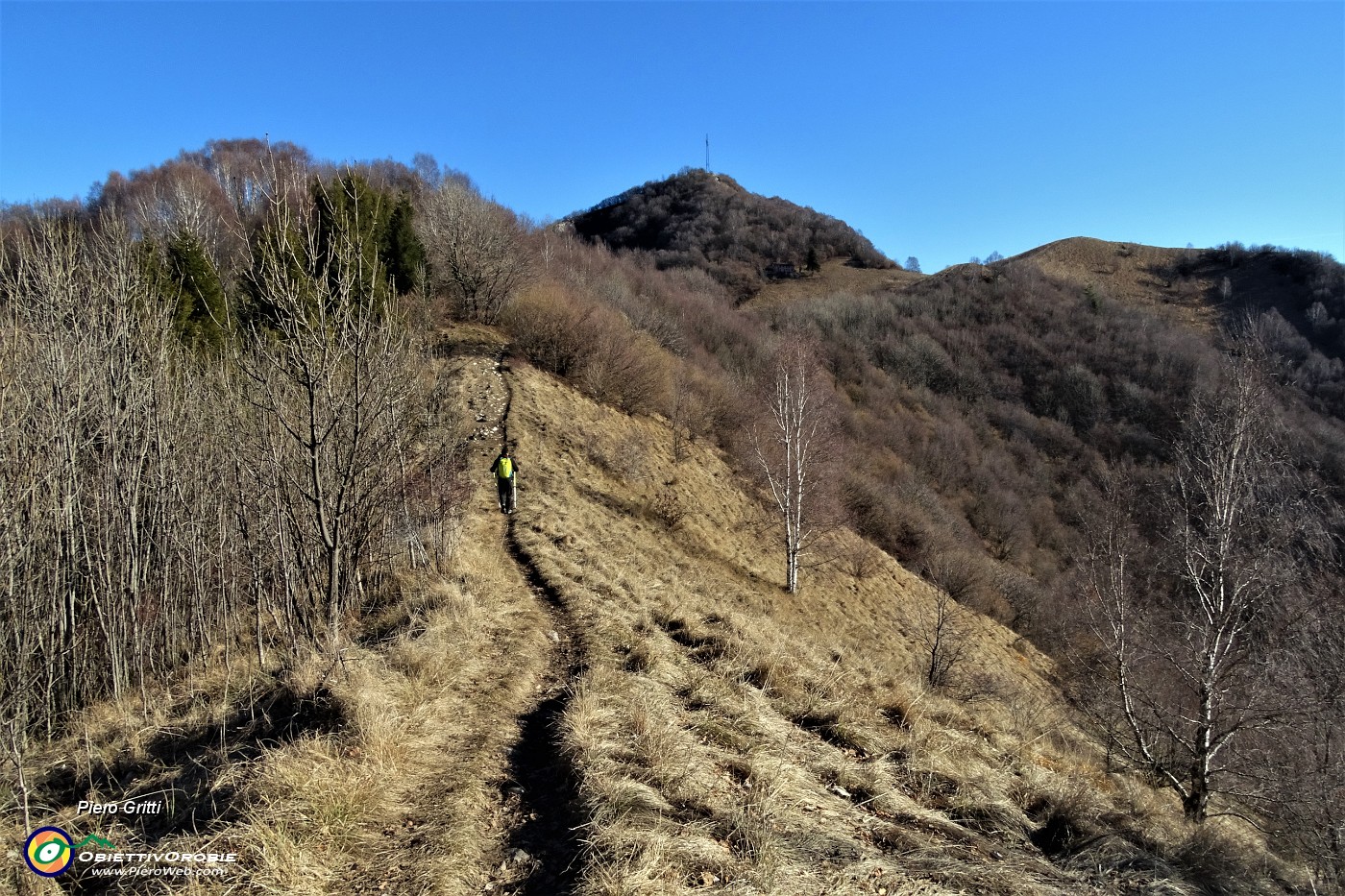 42 In vista della croce in alto.JPG